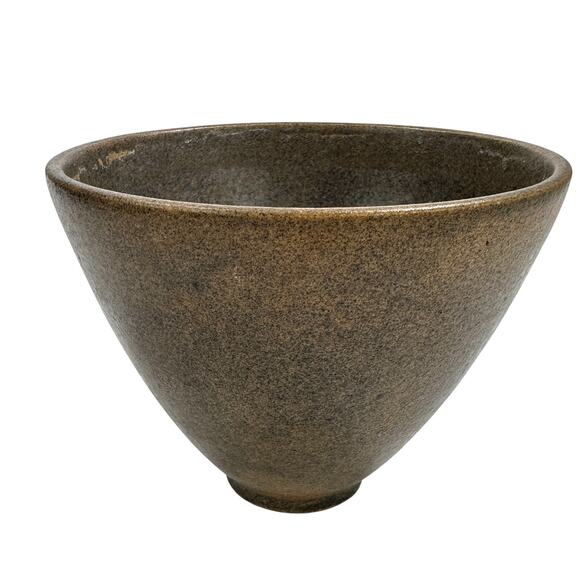 Vintage Studio Pottery Bowl by McElroy 1952 – Brutalist Brown Glaze Vessel - Picture 3 of 9